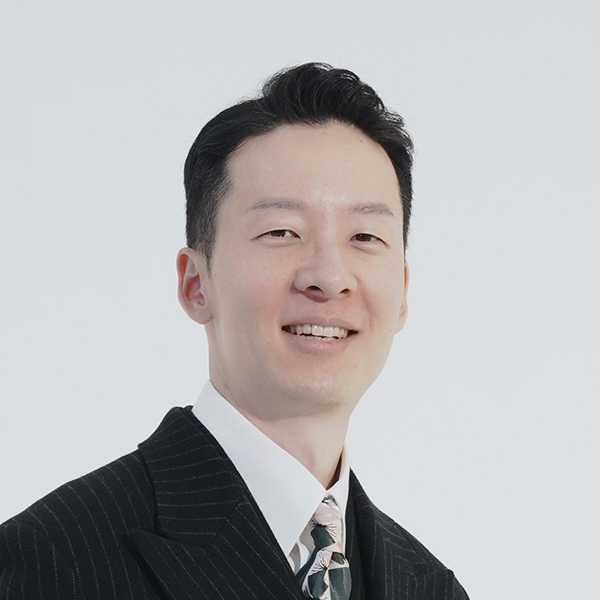 Youngbo Shim